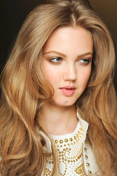 Look 11